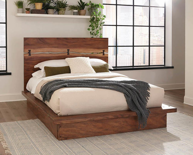 Winslow Eastern King Bed Smokey Walnut And Coffee Bean - Ella Furniture