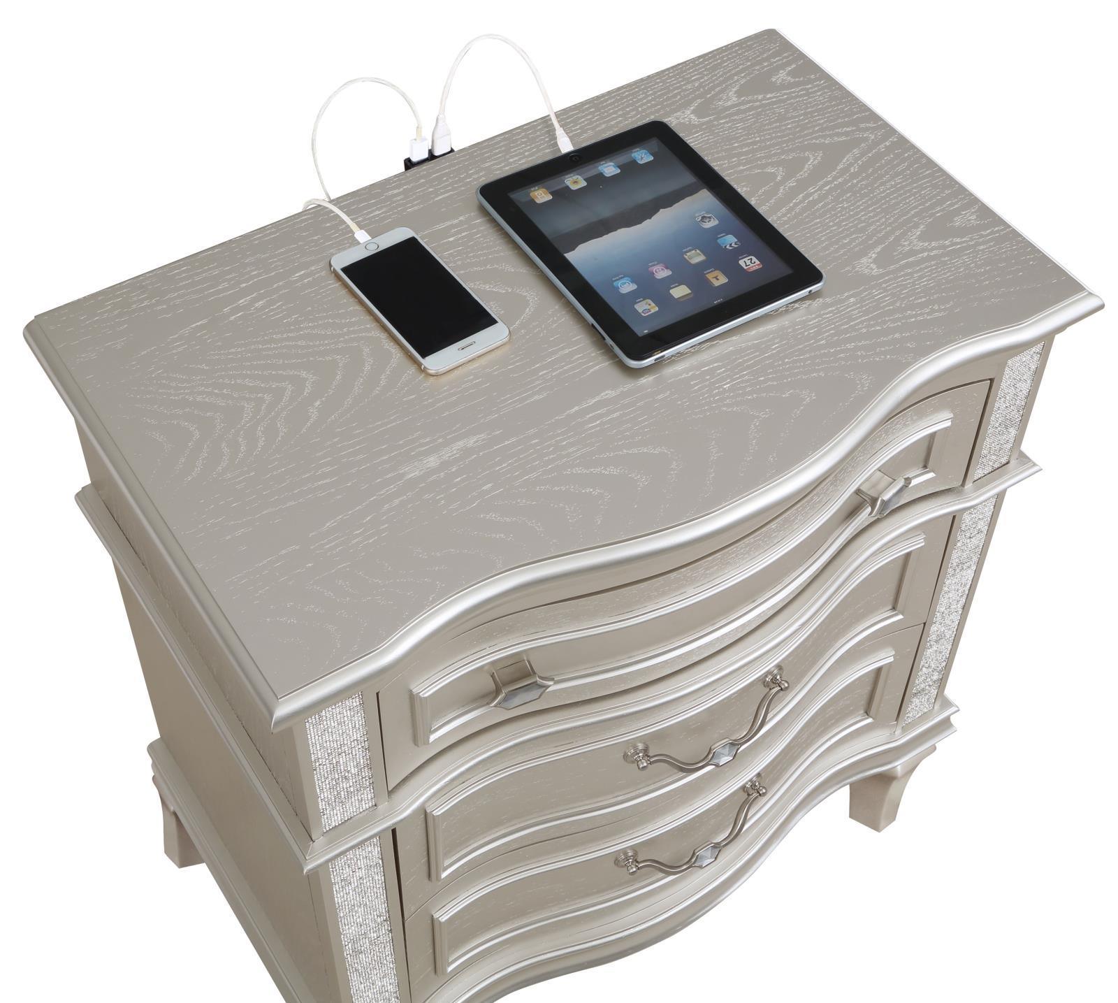 Evangeline 3-Drawer Nightstand Silver Oak - Ella Furniture