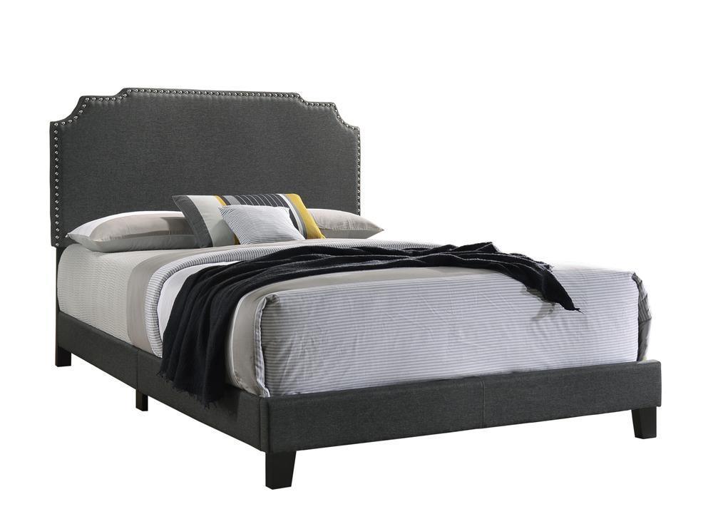 Tamarac Upholstered Nailhead Queen Bed Grey - Ella Furniture