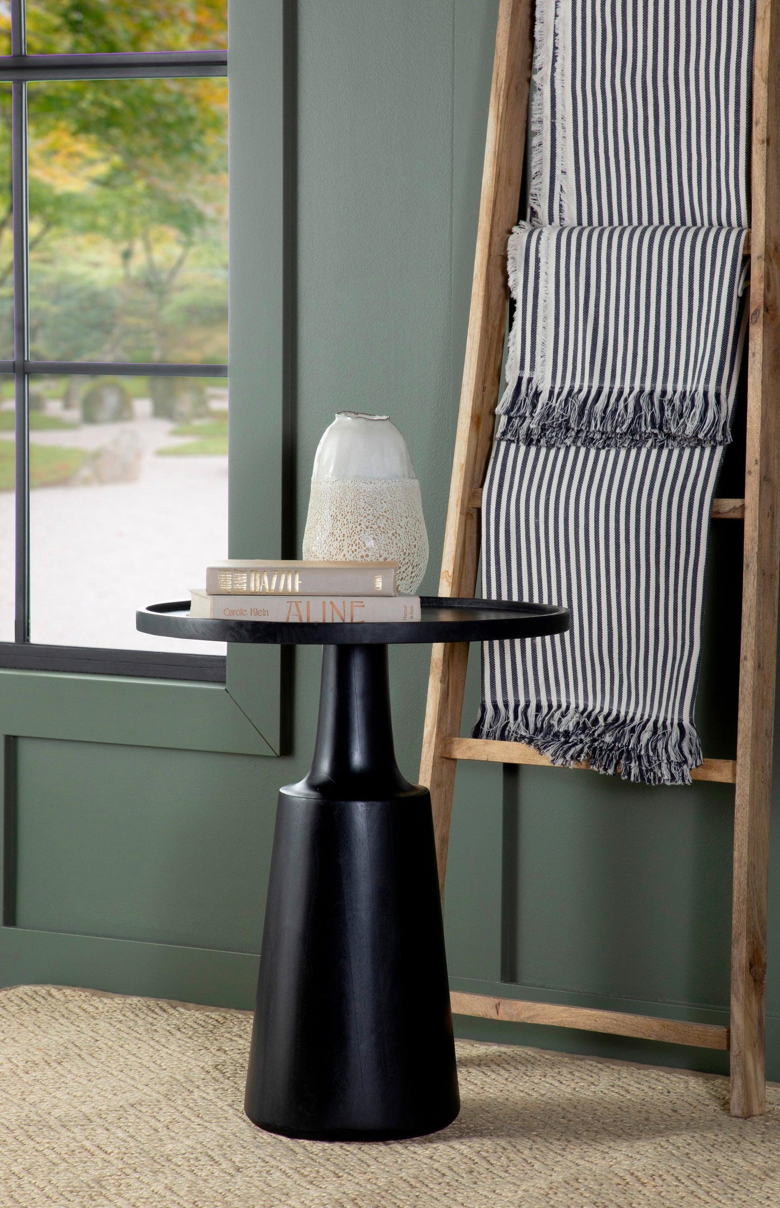Ixia Round Accent Table 915109 - Ella Furniture
