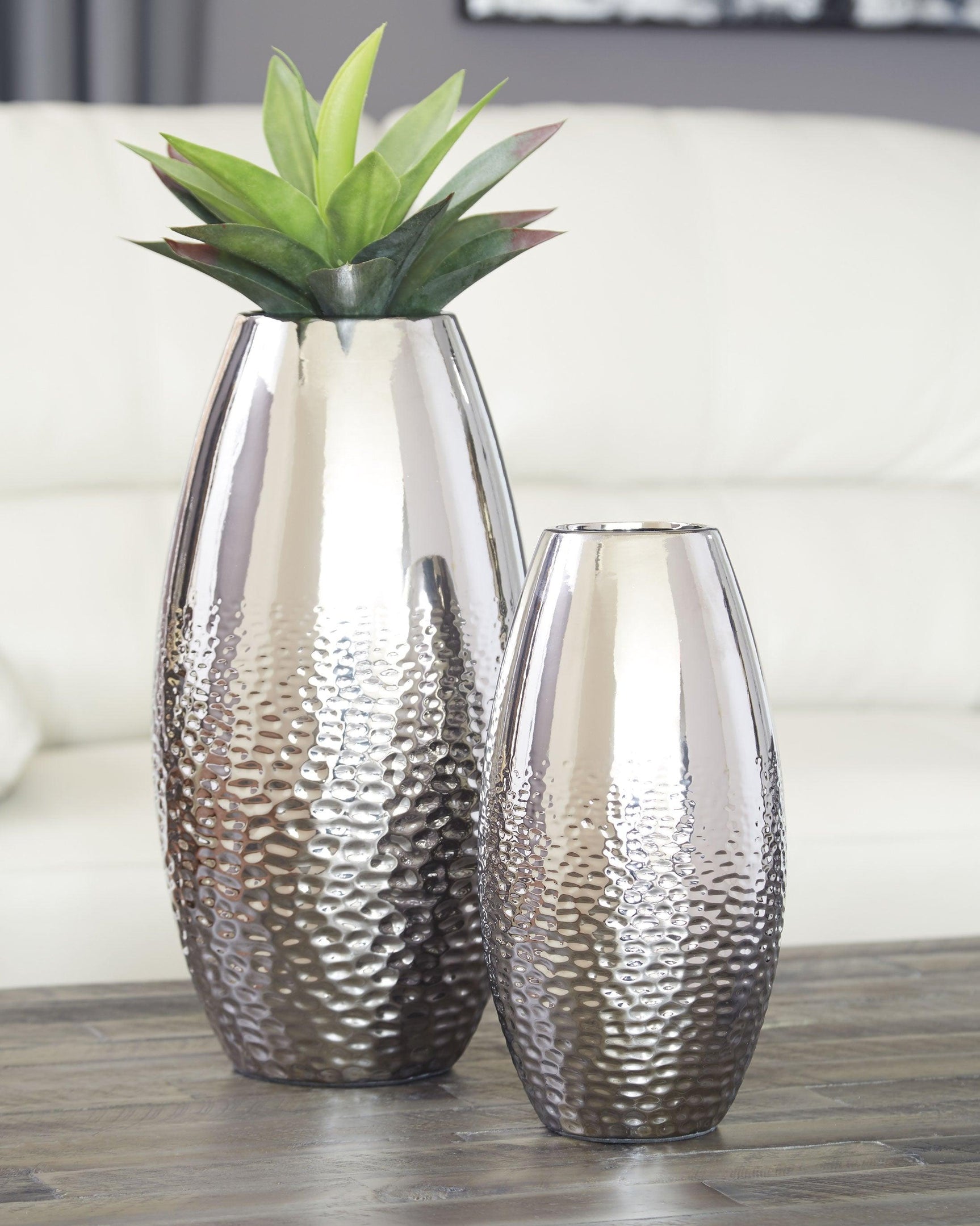 Dinesh Silver Finish Vase (Set Of 2) - Ella Furniture