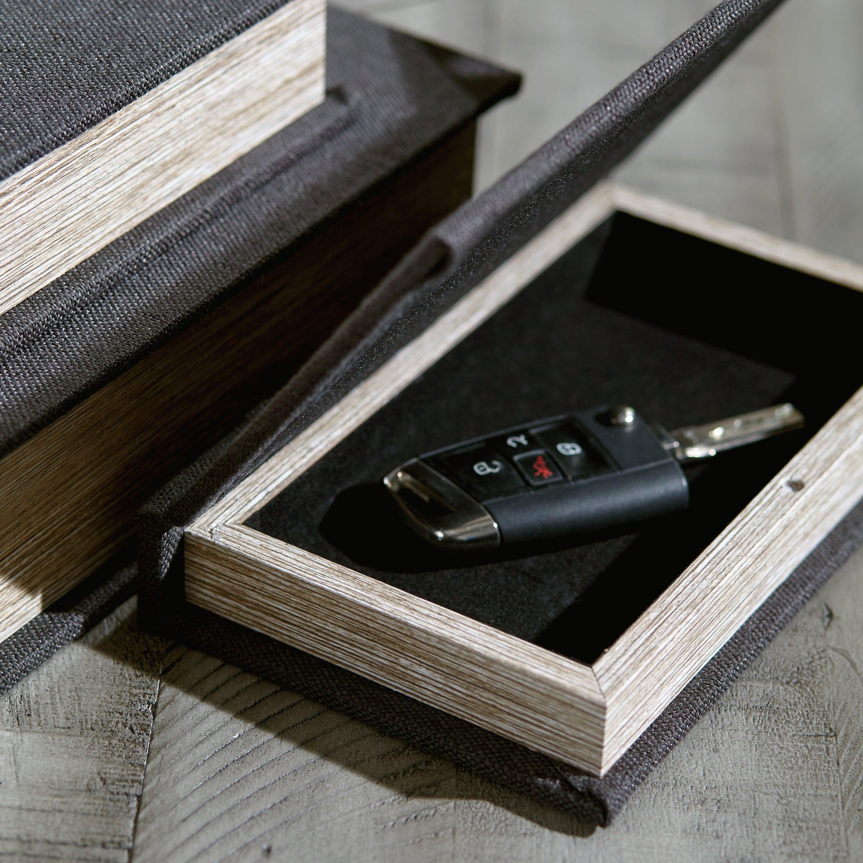 Jolina Black Box (Set Of 3) - Ella Furniture