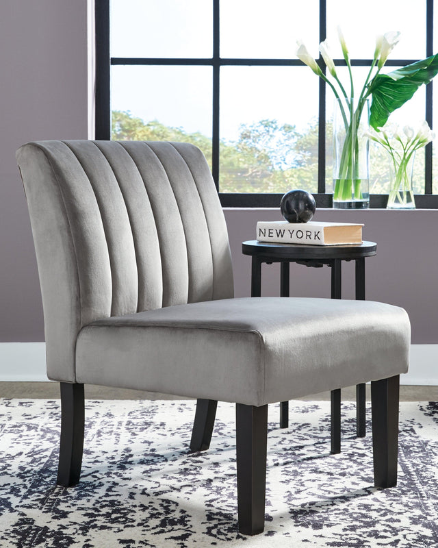 Hughleigh Gray Accent Chair - Ella Furniture