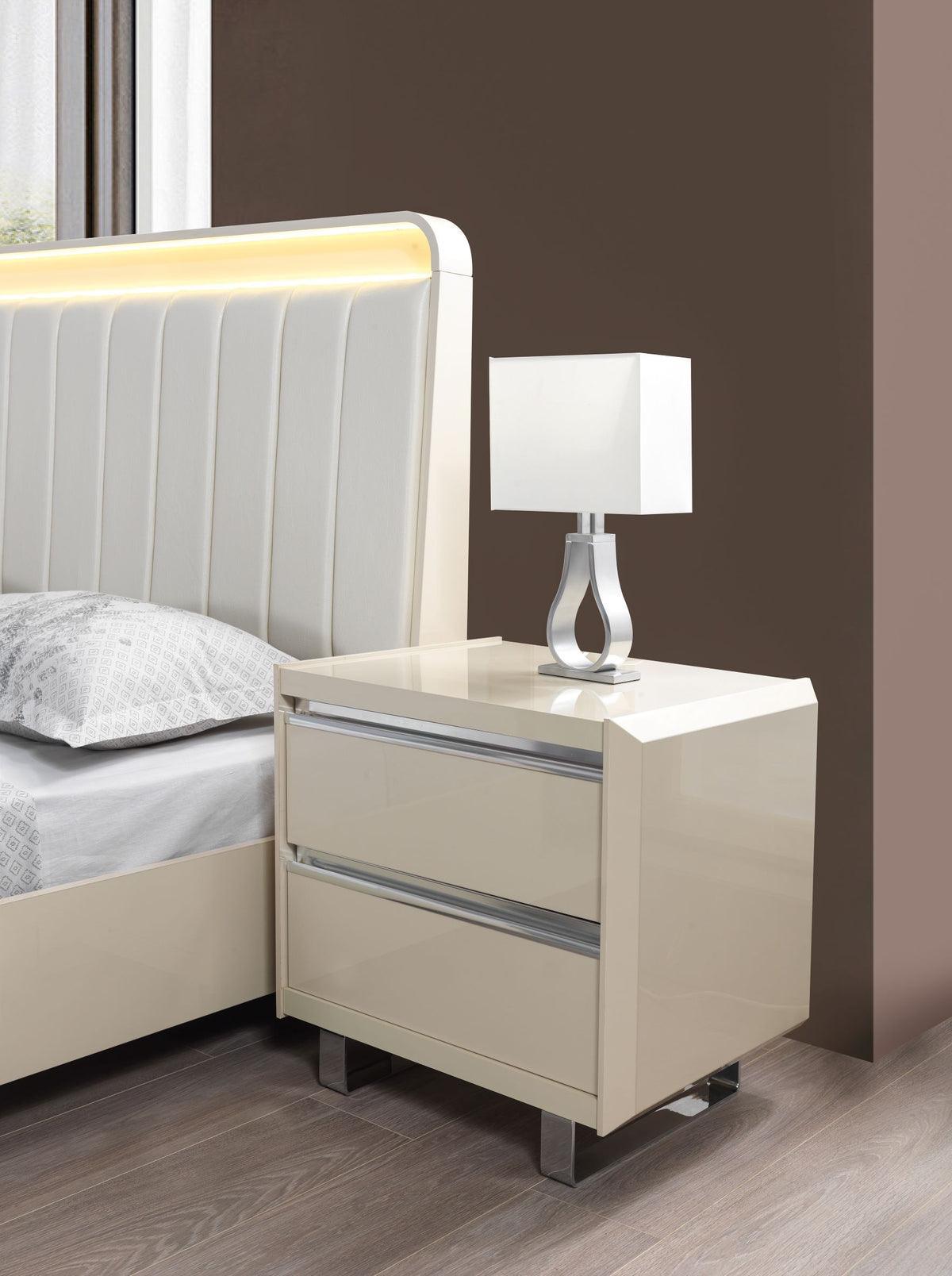 Hailey Cream High Gloss Lacquer 4 Pc Queen Bedroom Set - Ella Furniture
