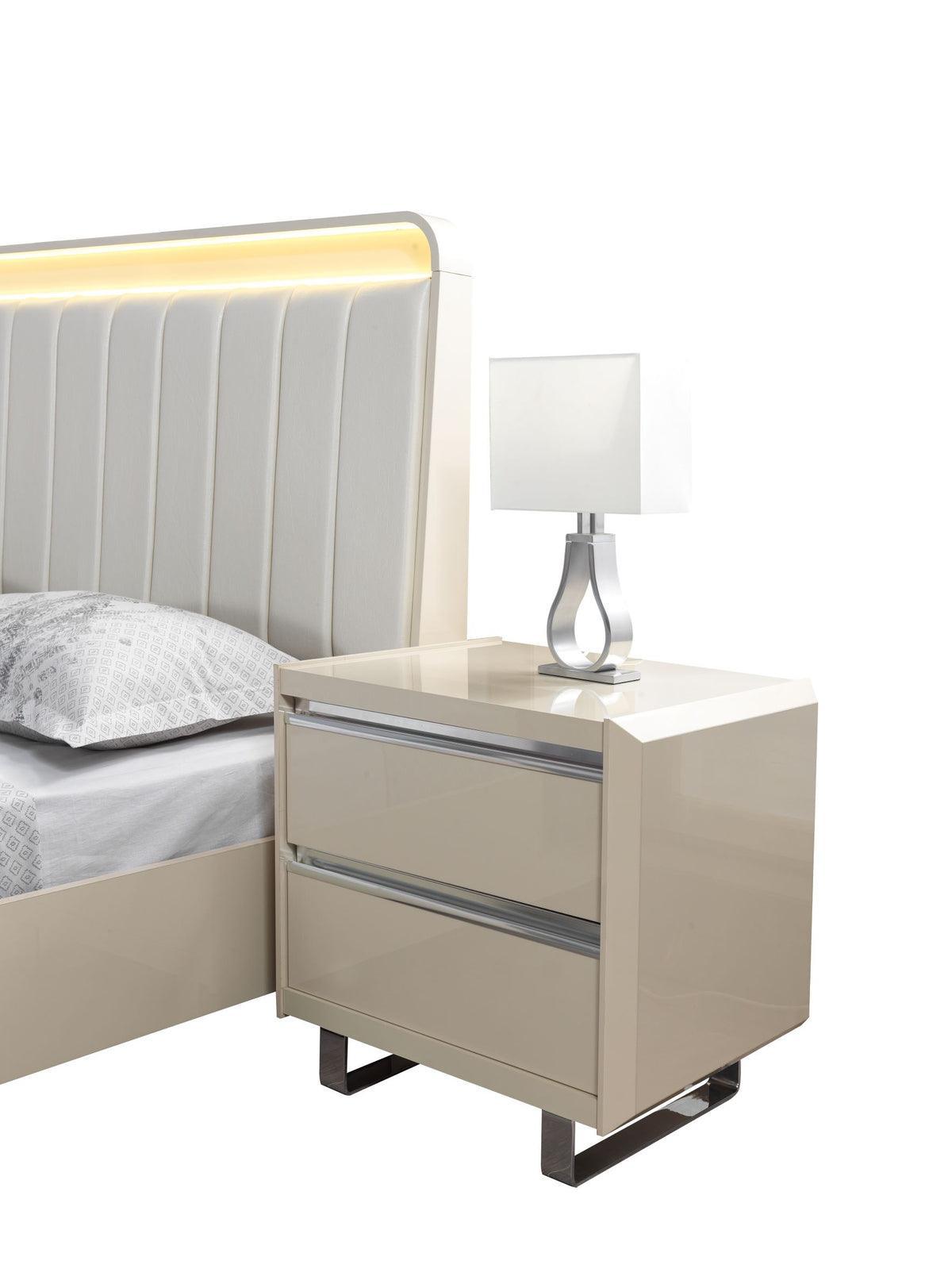 Hailey Cream High Gloss Lacquer 4 Pc Queen Bedroom Set - Ella Furniture