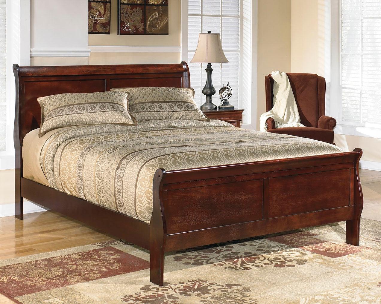 Alisdair Dark Brown Queen Sleigh Bed - Ella Furniture