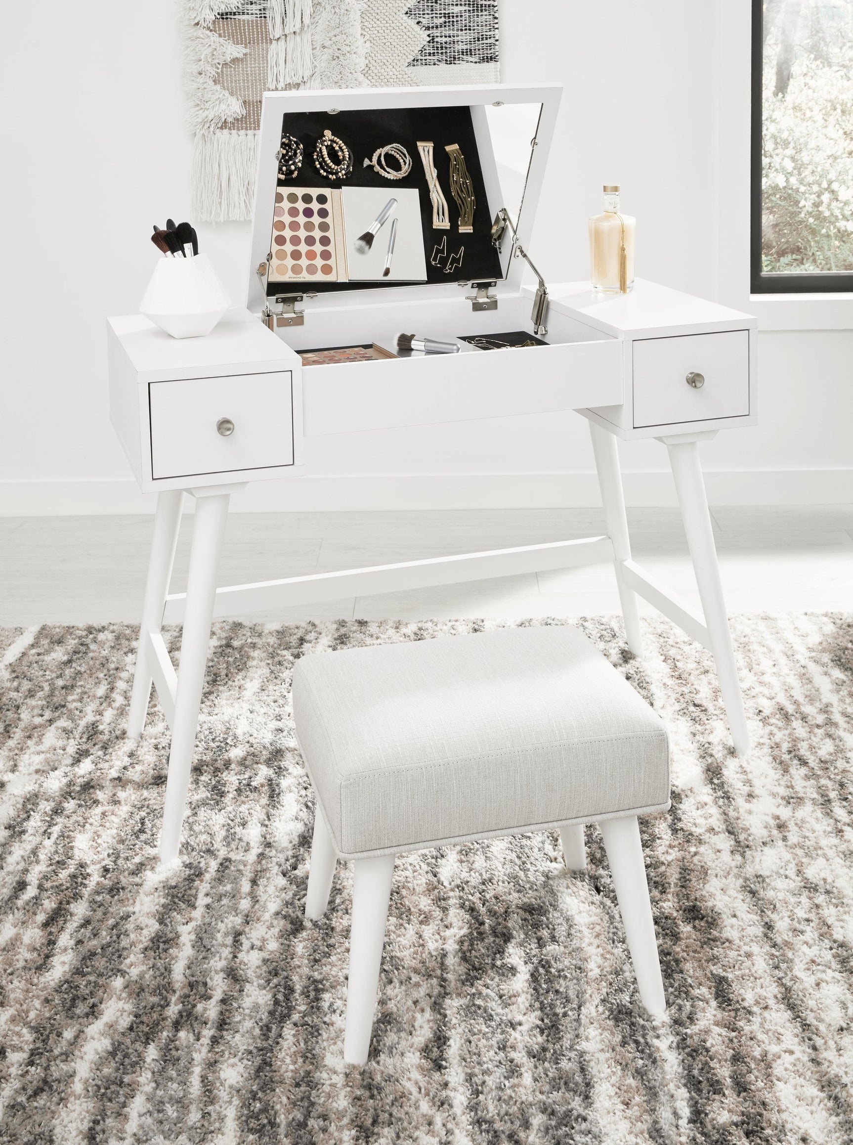 Thadamere White Vanity With Stool - Ella Furniture