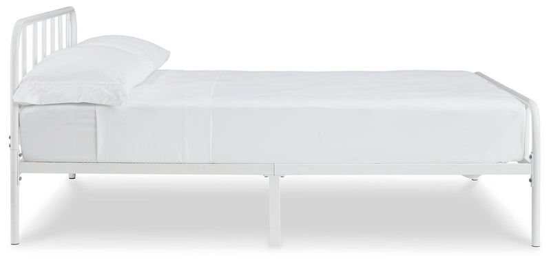 Trentlore White Full Platform Bed - Ella Furniture