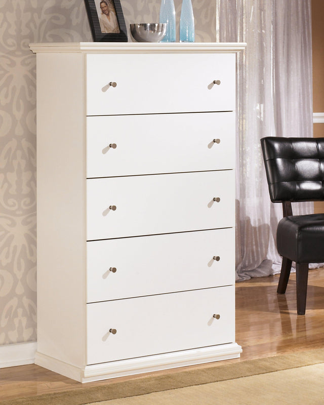 Bostwick Shoals White Chest Of Drawers - Ella Furniture