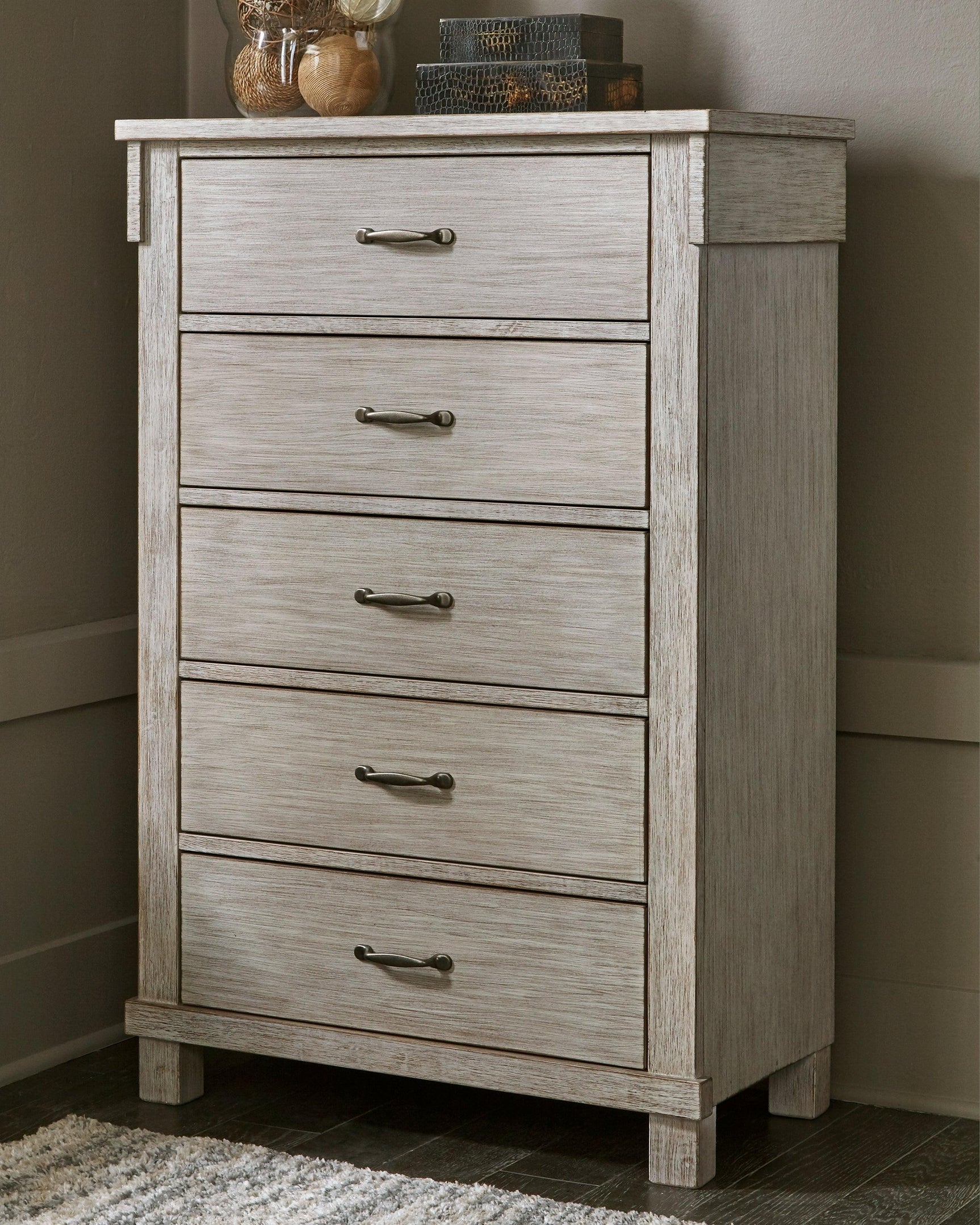 Hollentown Whitewash Chest Of Drawers - Ella Furniture