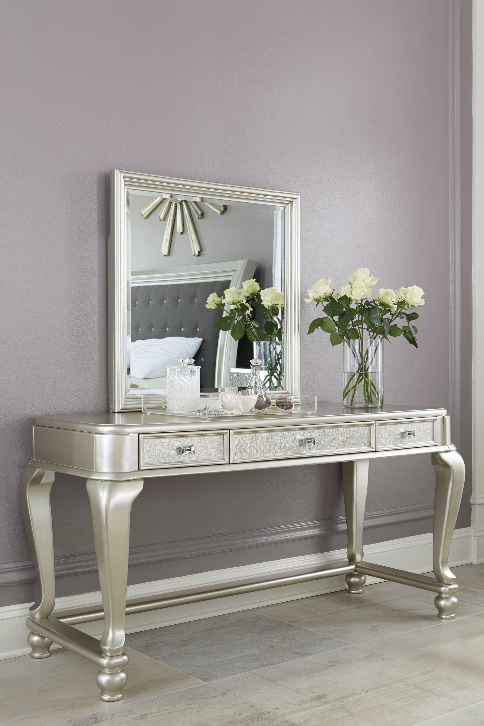 Coralayne Silver Vanity And Mirror - Ella Furniture
