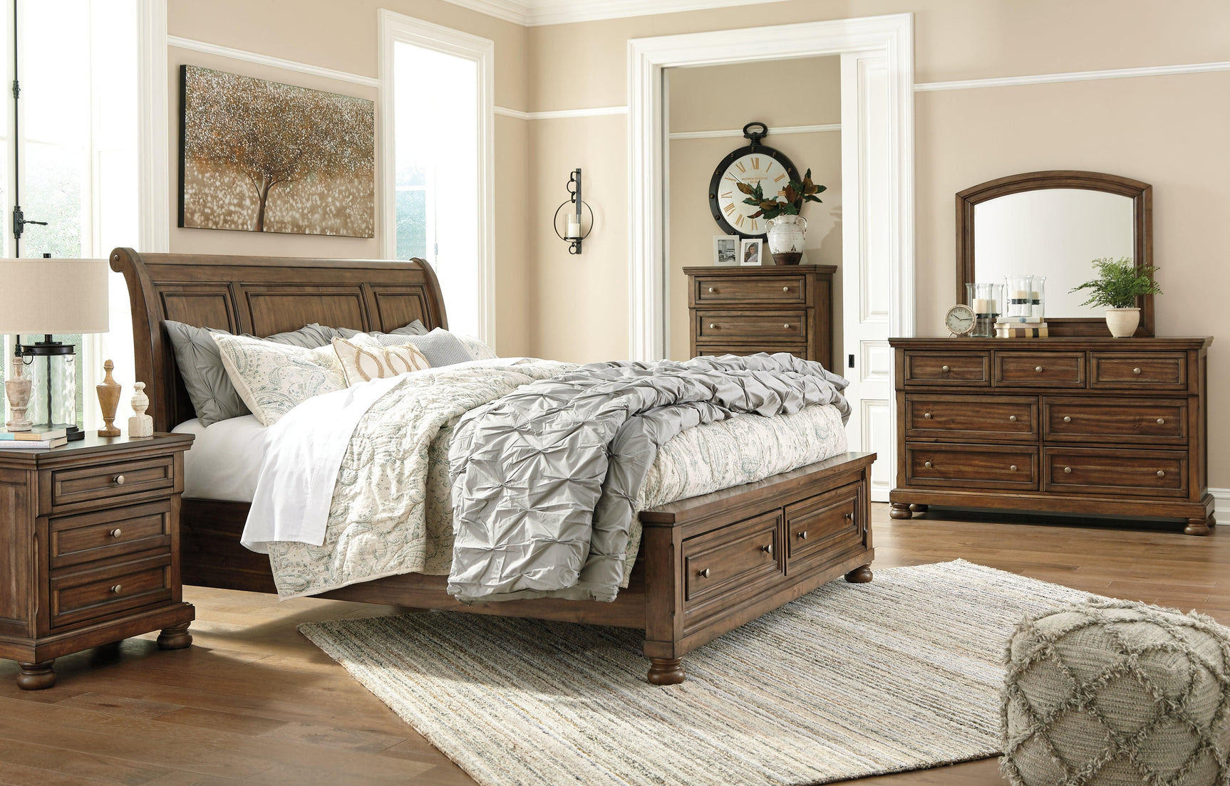 Flynnter Medium Brown King Sleigh Bed With 2 Storage Drawers - Ella Furniture