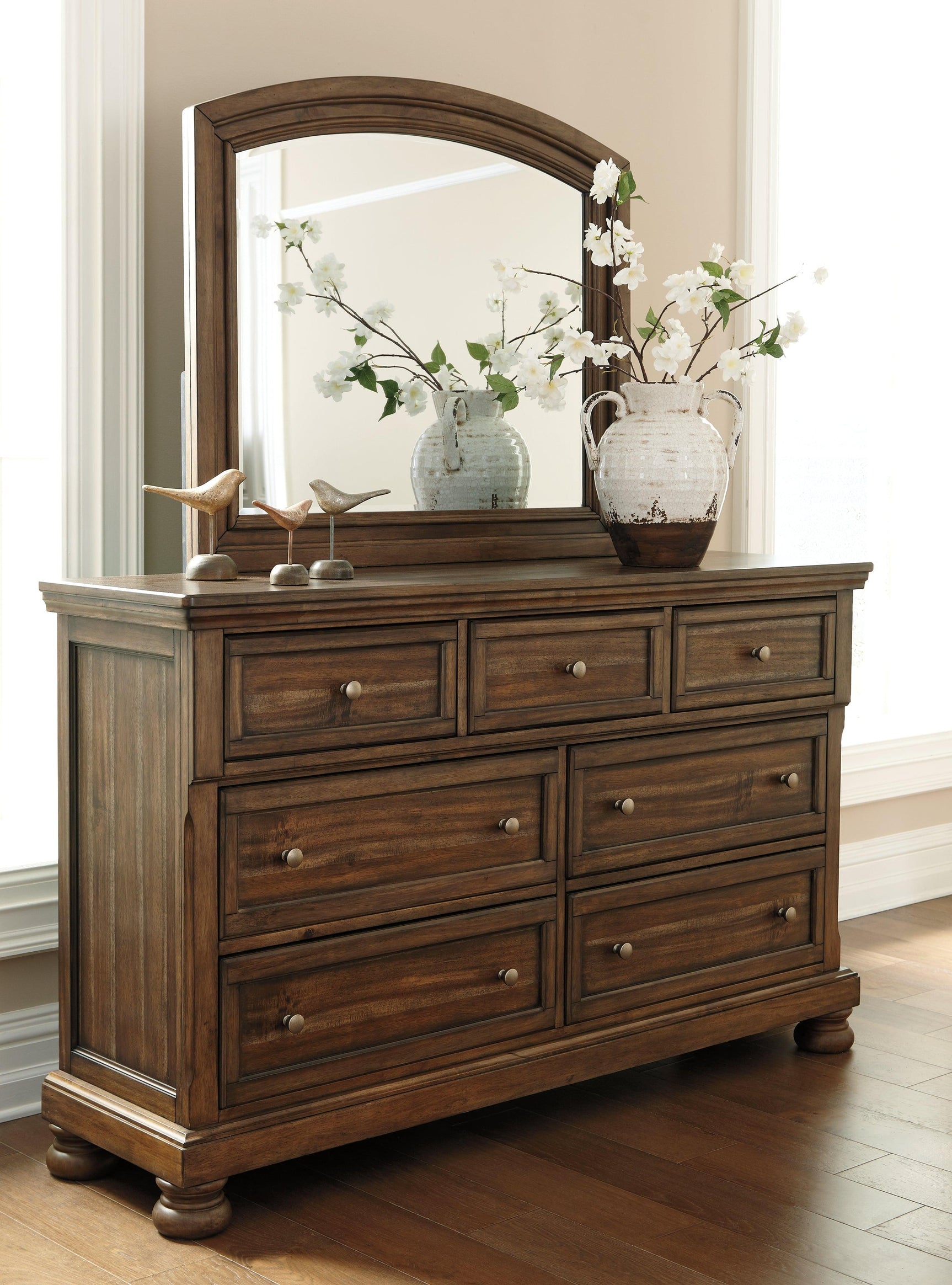 Flynnter Medium Brown Dresser And Mirror - Ella Furniture