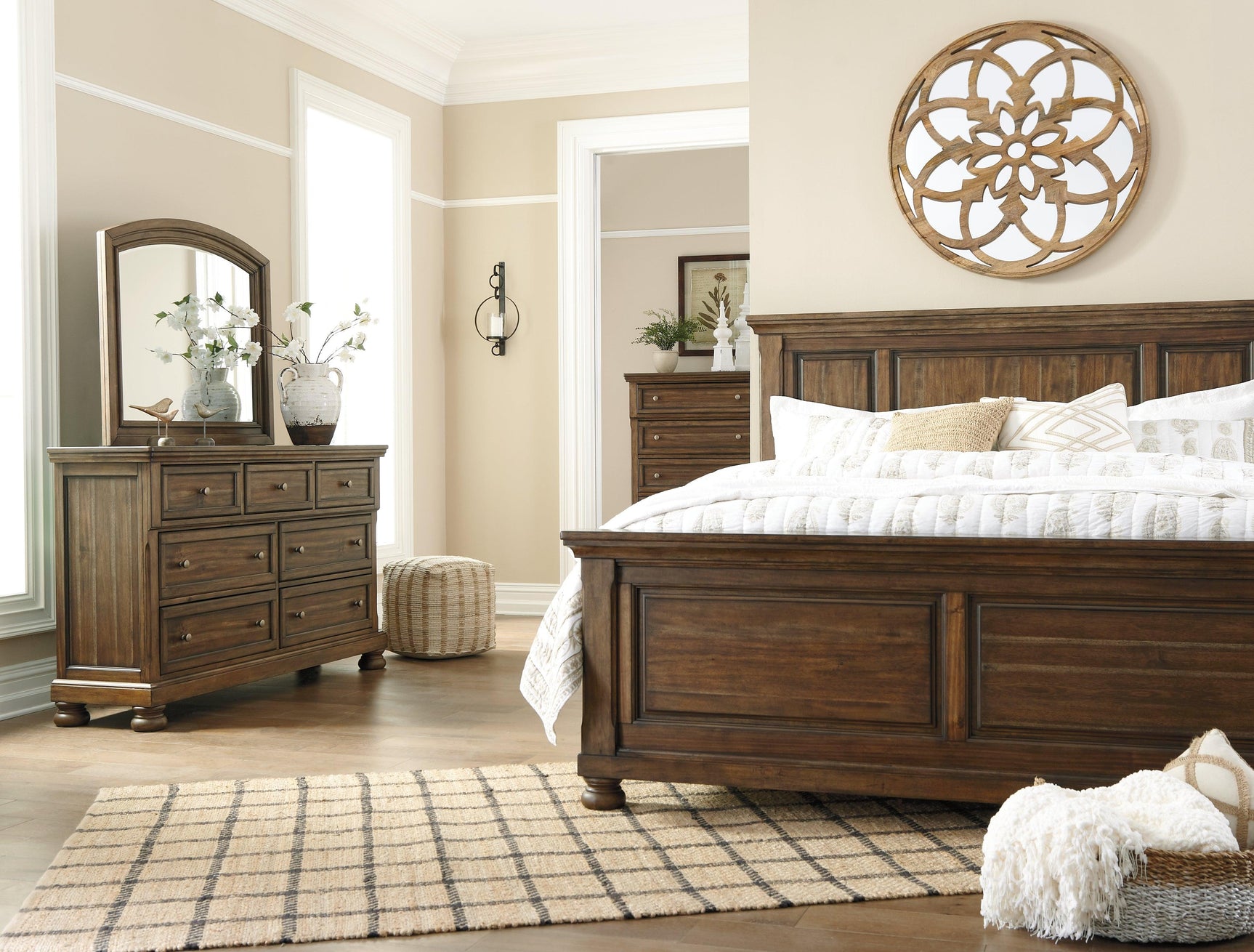 Flynnter Medium Brown Dresser And Mirror - Ella Furniture