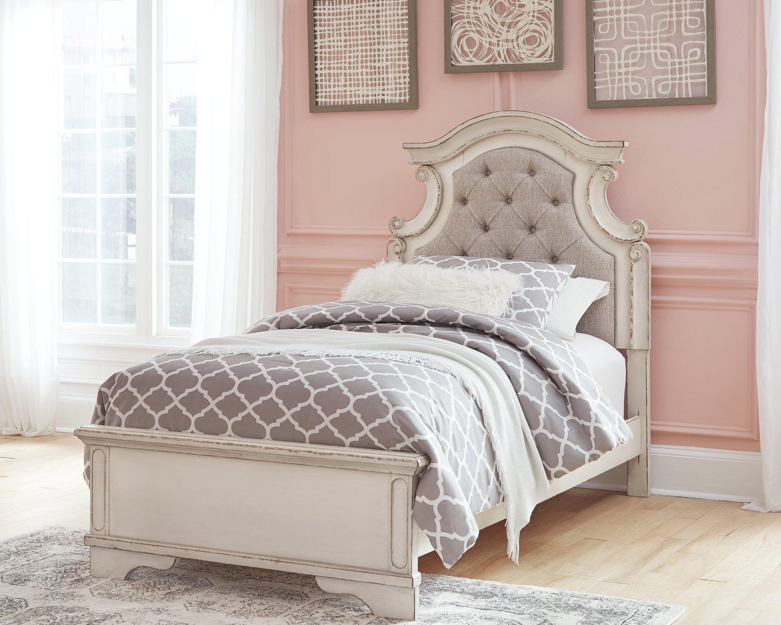 Realyn Chipped White Twin Panel Bed - Ella Furniture