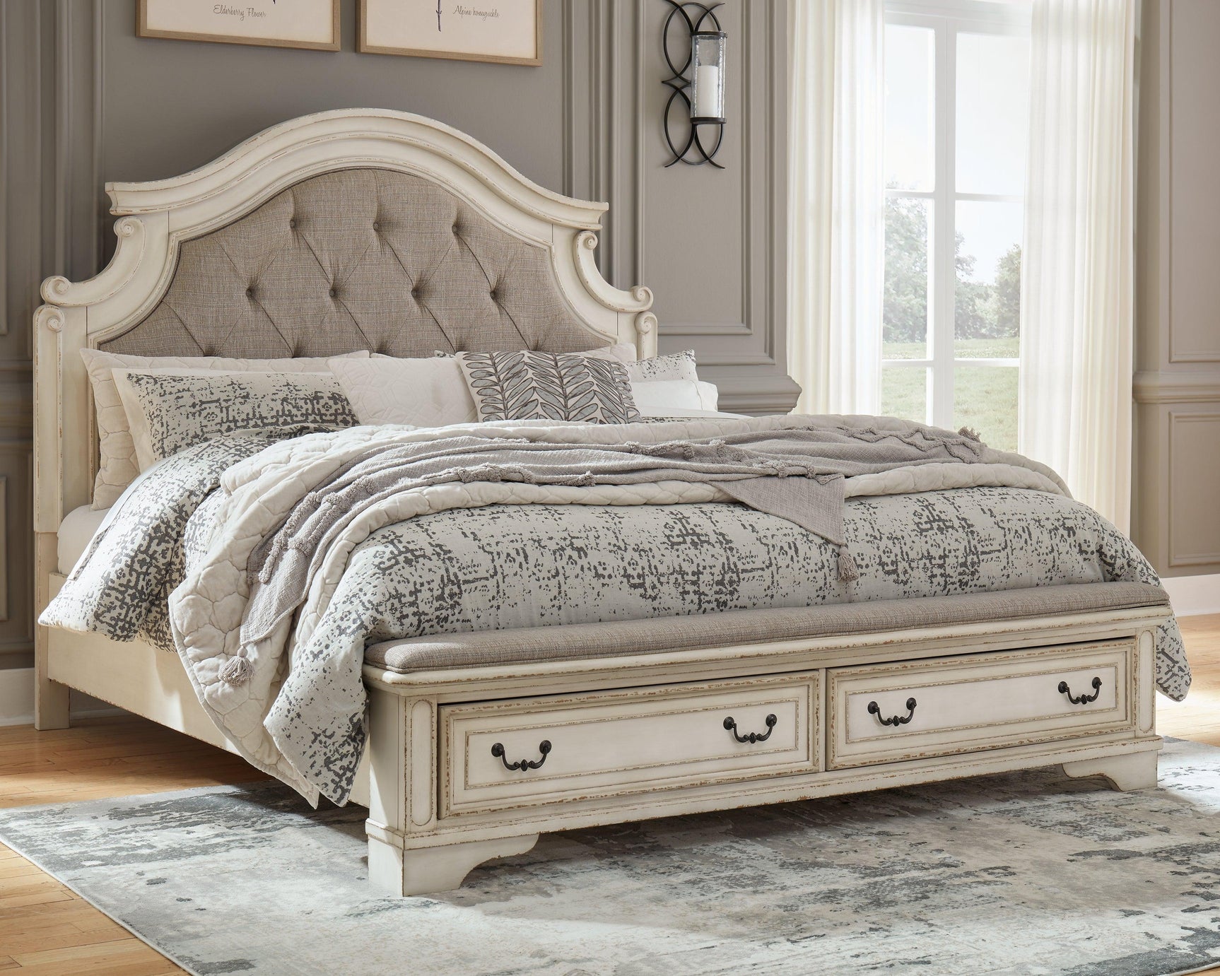 Realyn Two-tone Queen Upholstered Bed - Ella Furniture