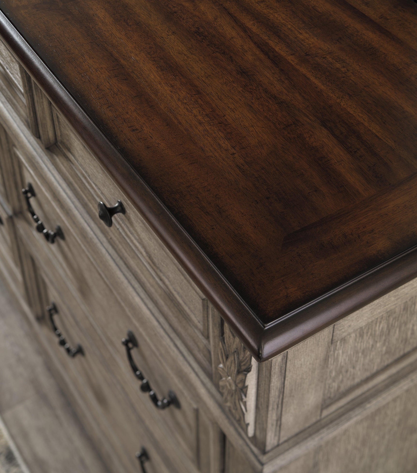 Lodenbay Antique Gray Dresser And Mirror - Ella Furniture