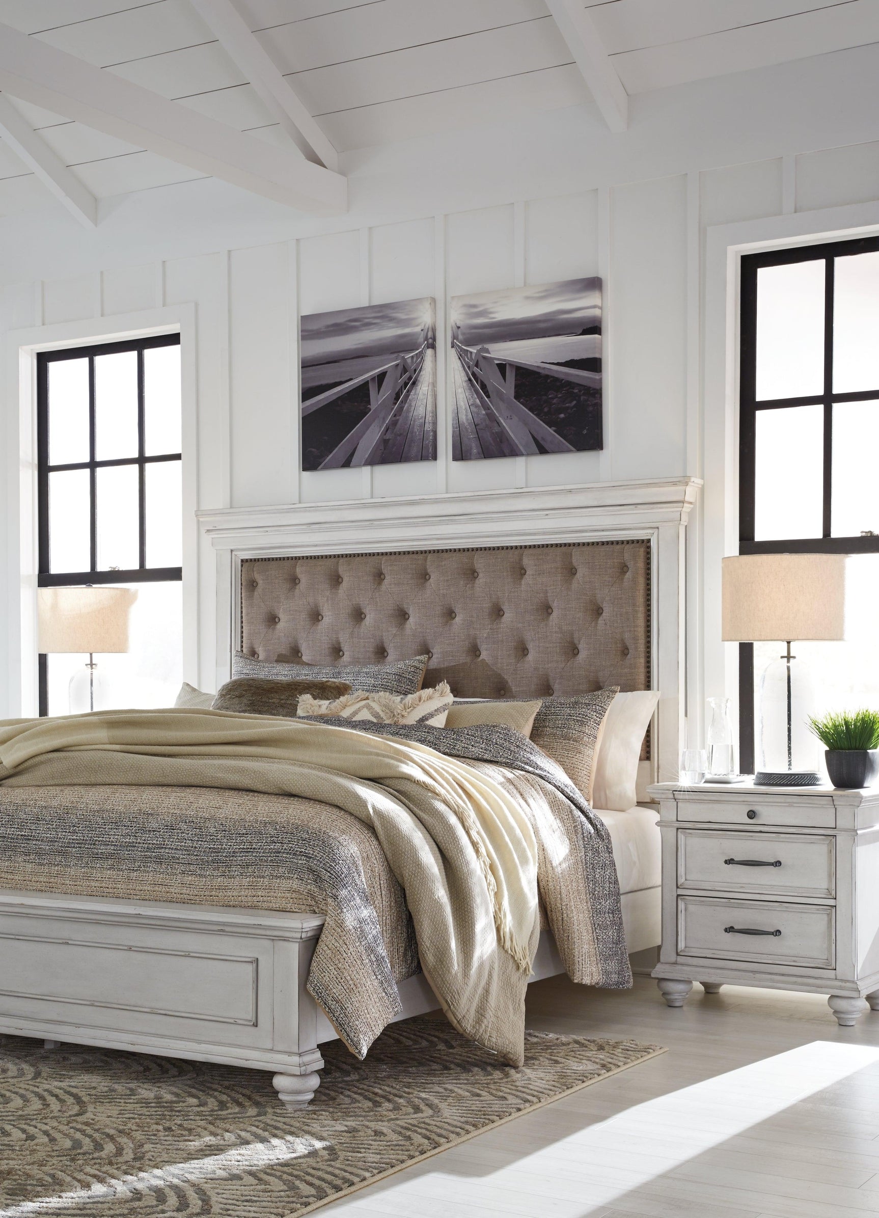 Kanwyn Whitewash King Panel Bed - Ella Furniture