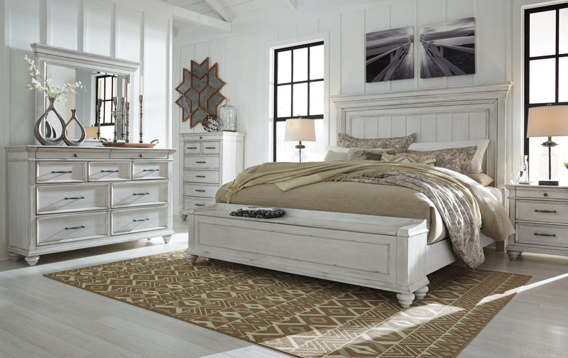 Kanwyn Whitewash Queen Panel Bed With Storage Bench