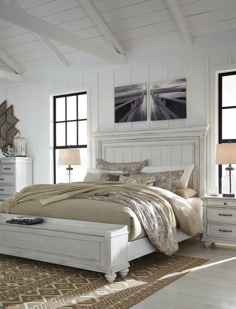 Kanwyn Whitewash Queen Panel Bed With Storage Bench
