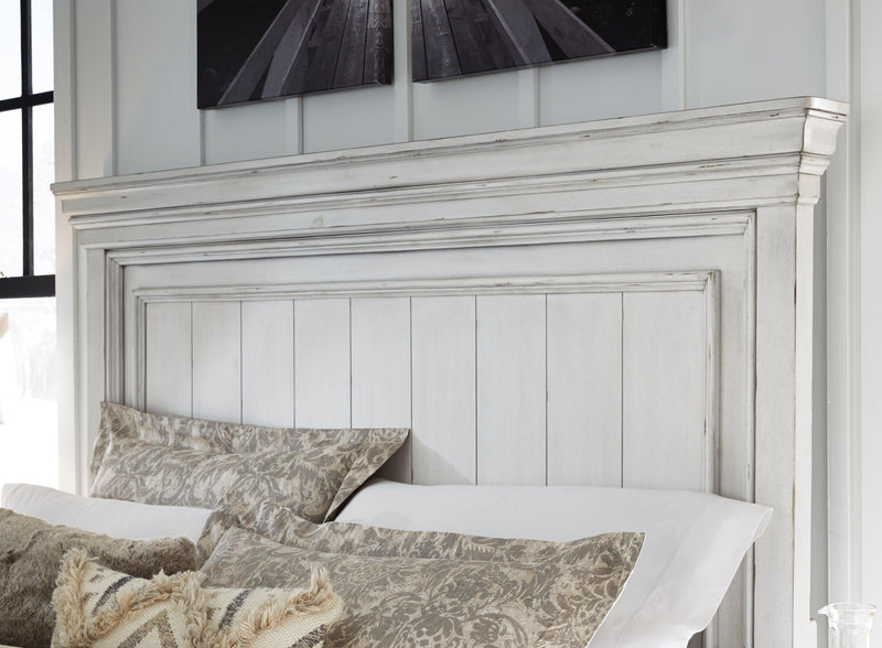 Kanwyn Whitewash Queen Panel Bed With Storage Bench