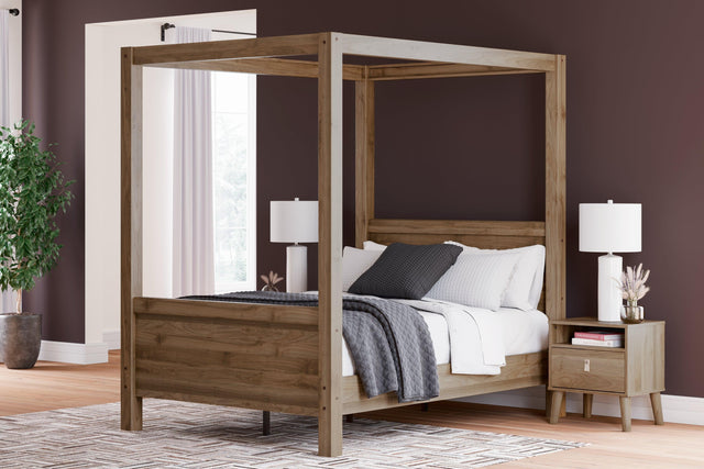 Aprilyn Honey Full Canopy Bed - Ella Furniture