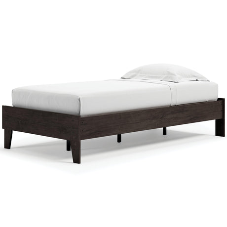 Piperton White Twin Platform Bed - Ella Furniture