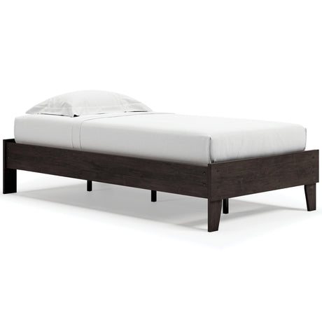 Piperton White Twin Platform Bed - Ella Furniture