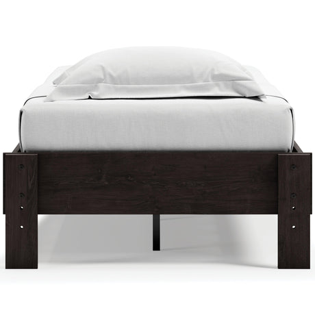 Piperton White Twin Platform Bed - Ella Furniture