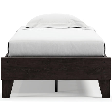 Piperton White Twin Platform Bed - Ella Furniture