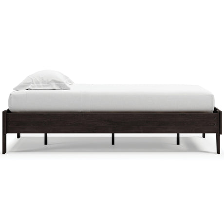 Piperton White Twin Platform Bed - Ella Furniture