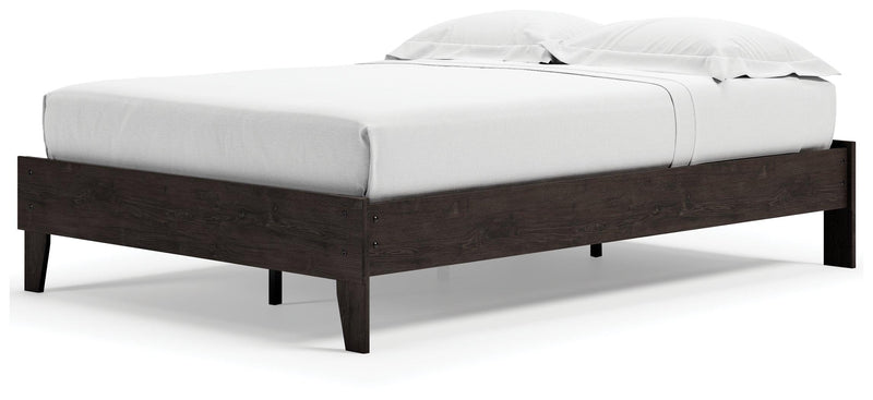 Piperton Black Full Platform Bed - Ella Furniture
