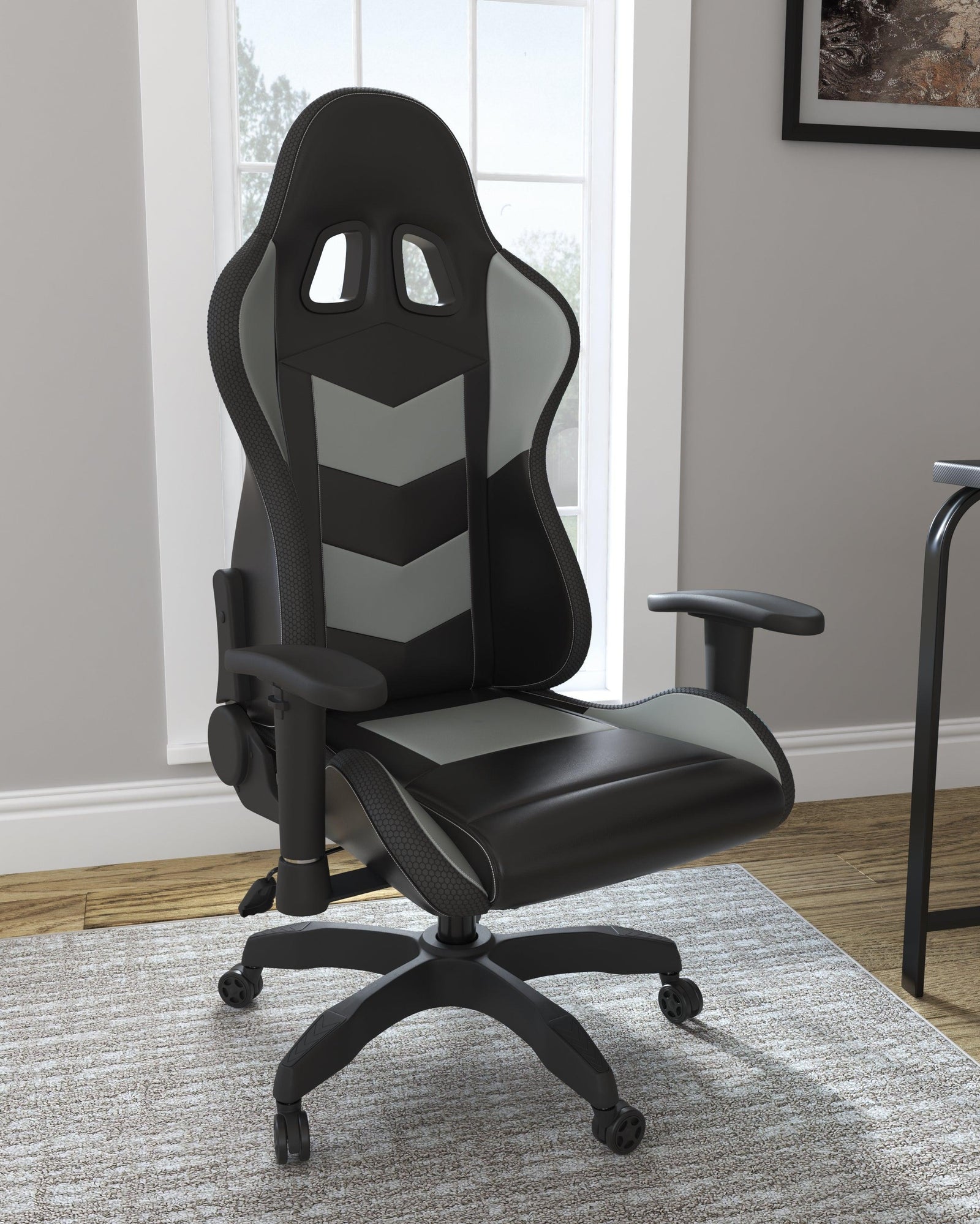 Lynxtyn Black/gray Home Office Desk Chair - Ella Furniture
