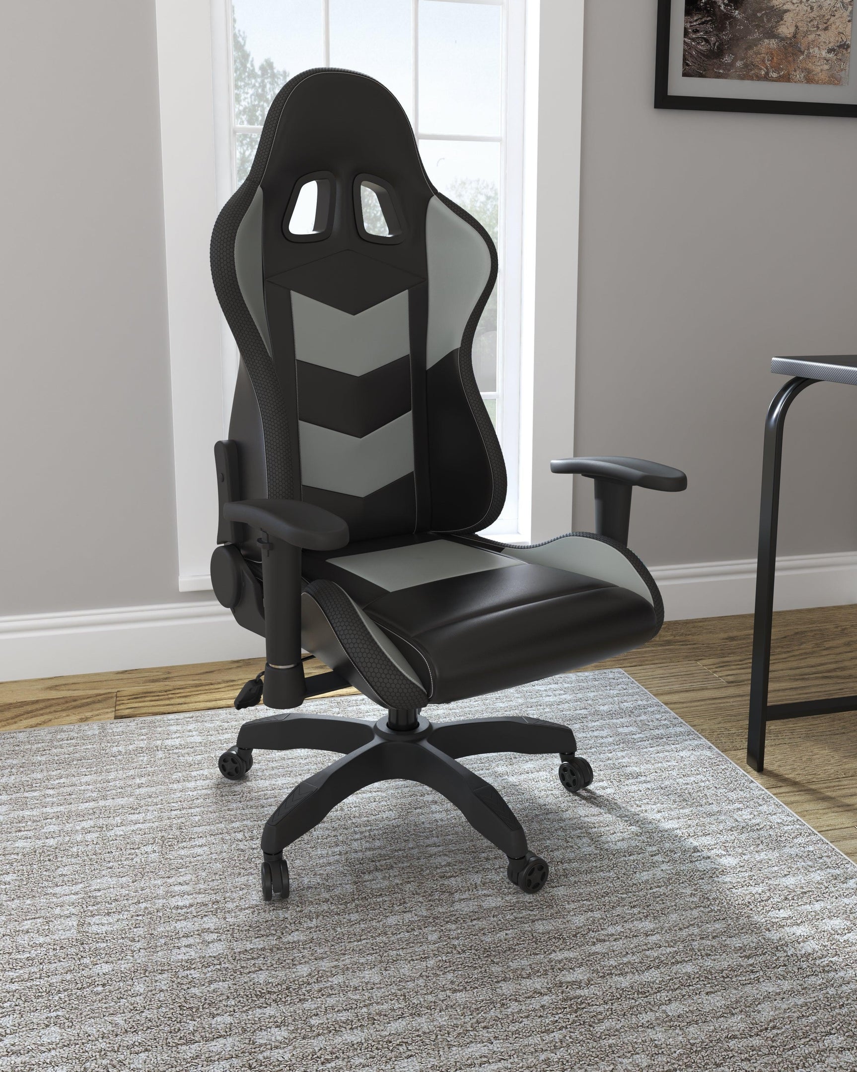 Lynxtyn Black/gray Home Office Desk Chair - Ella Furniture