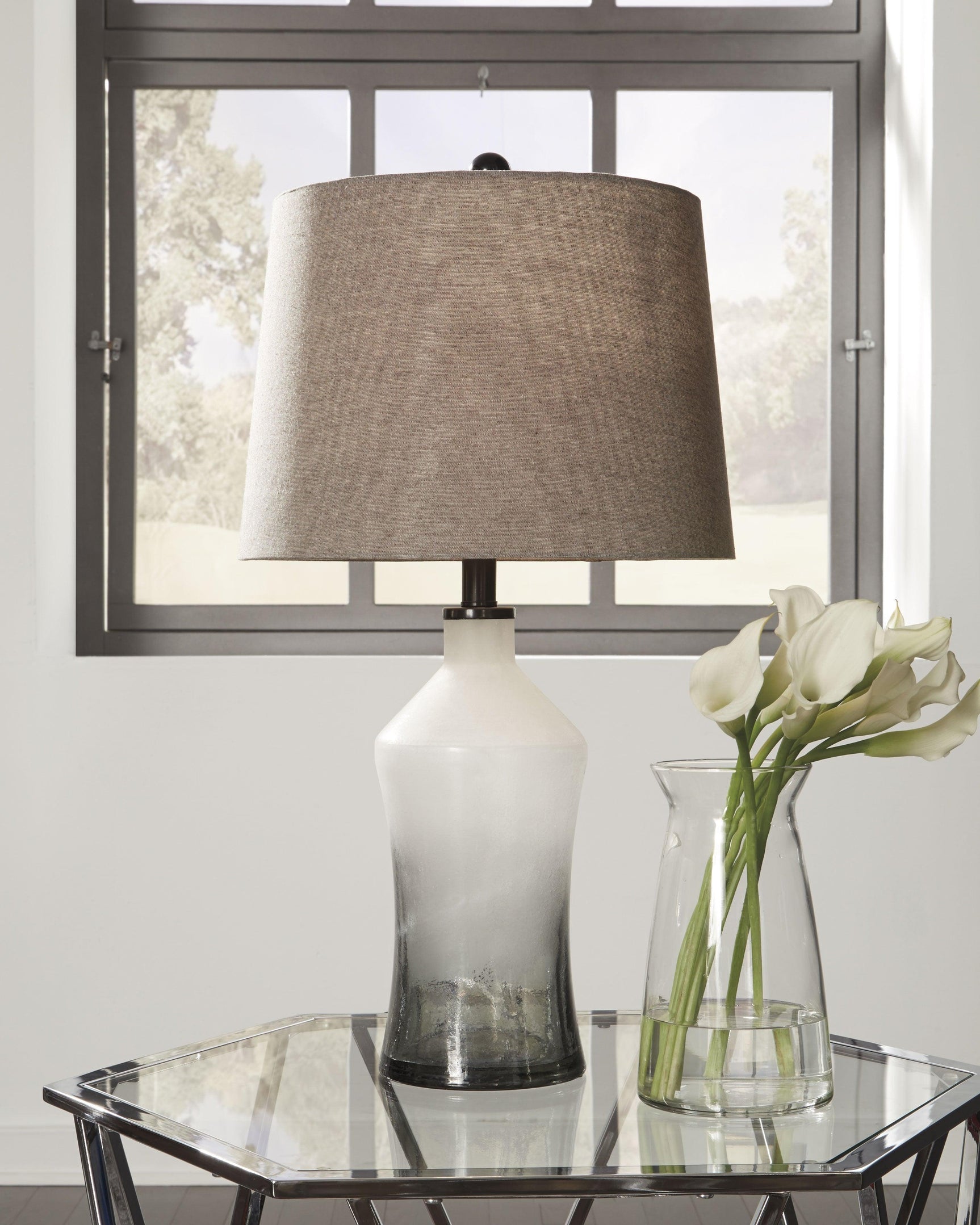 Nollie Gray Table Lamp (Set Of 2) - Ella Furniture