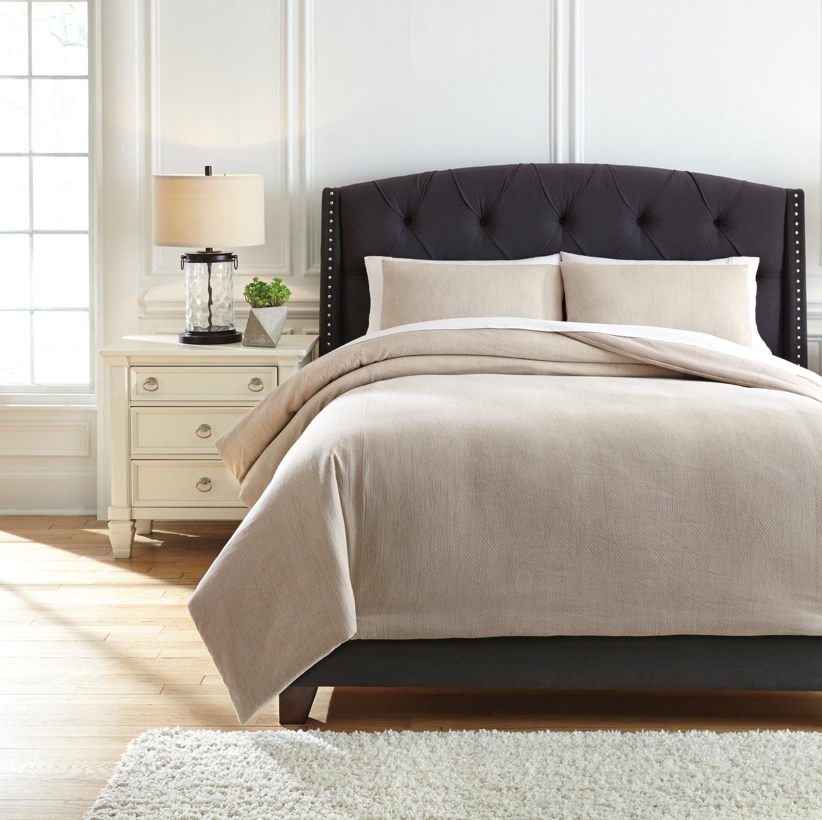 Mayda Beige 3-Piece Queen Comforter Set - Ella Furniture