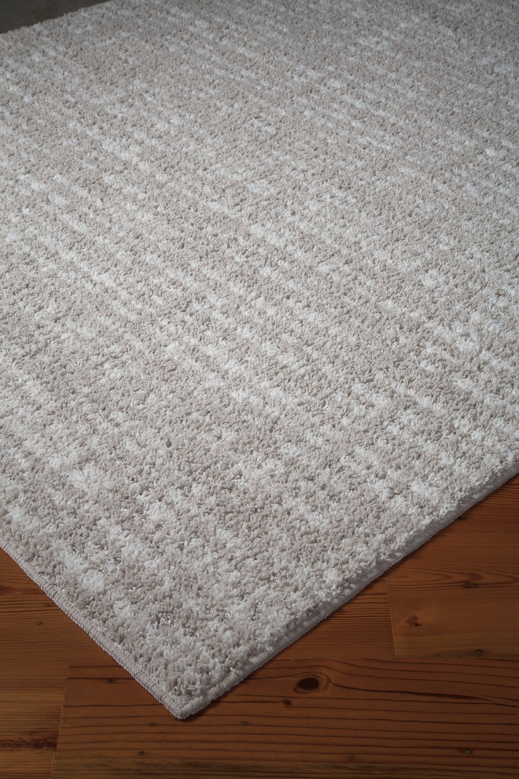 Norris Taupe/white 5' X 7' Rug - Ella Furniture