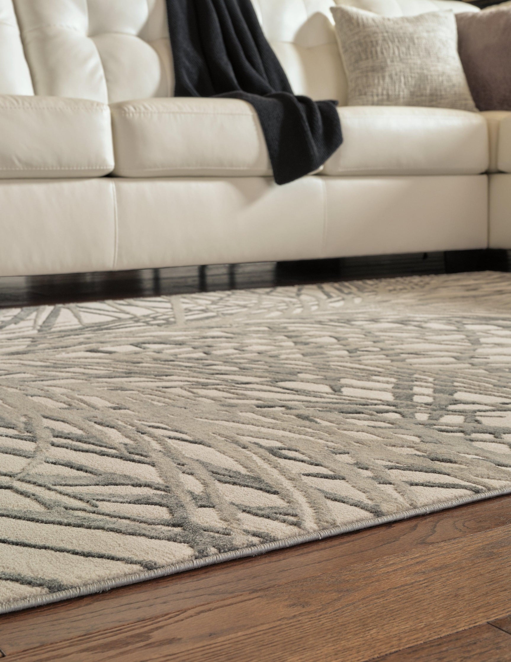 Hayesford Cream/gray 5'3" X 7'3" Rug - Ella Furniture