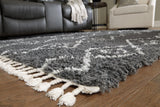 Maysel Charcoal/white 5' X 7' Rug - Ella Furniture