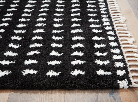 Minston Black/white 5' X 7' Rug - Ella Furniture