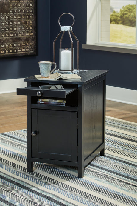 Treytown Black Chairside End Table - Ella Furniture