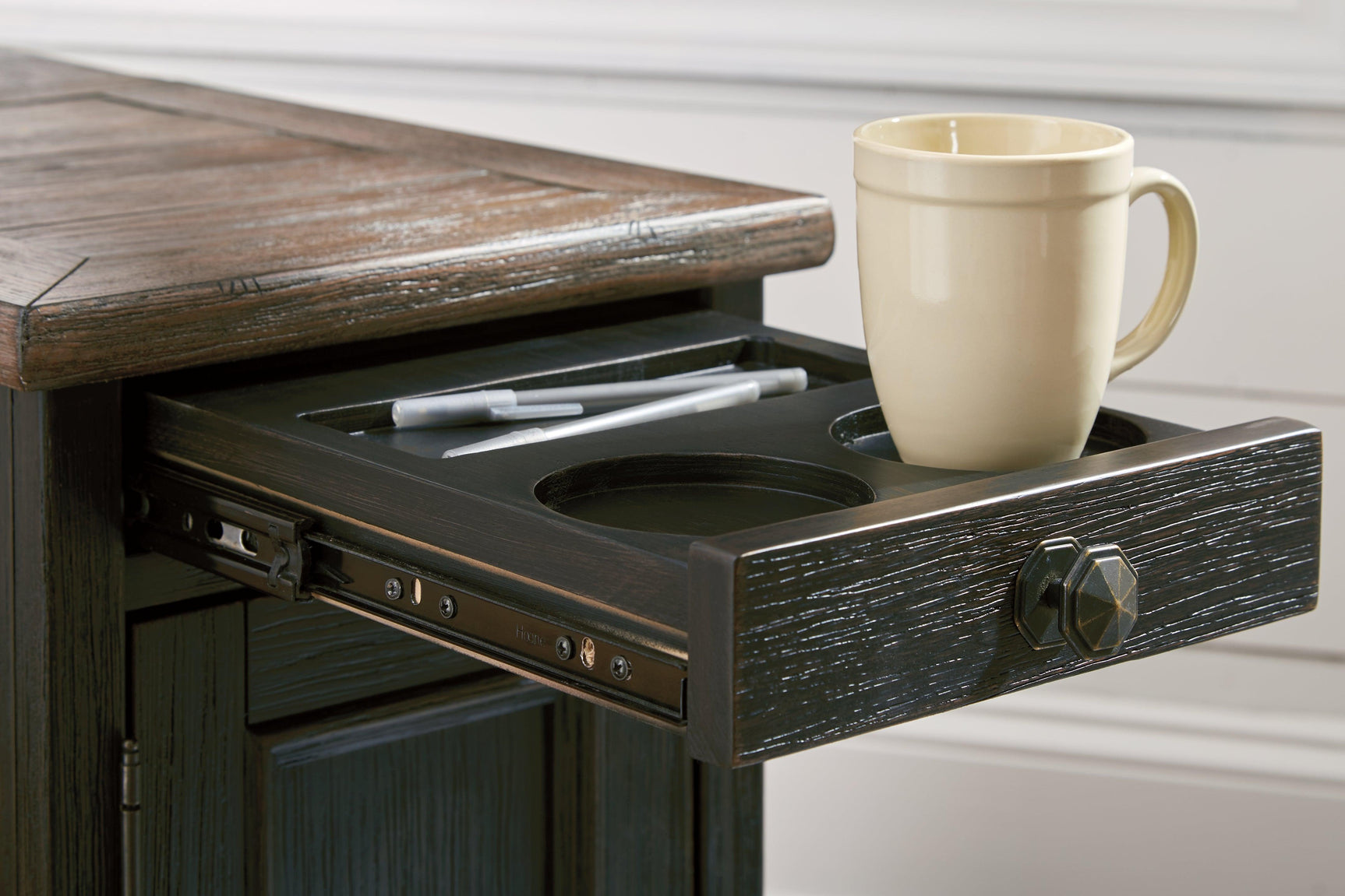 Tyler Creek Grayish Brown/Black Chairside End Table With Usb Ports & Outlets - Ella Furniture