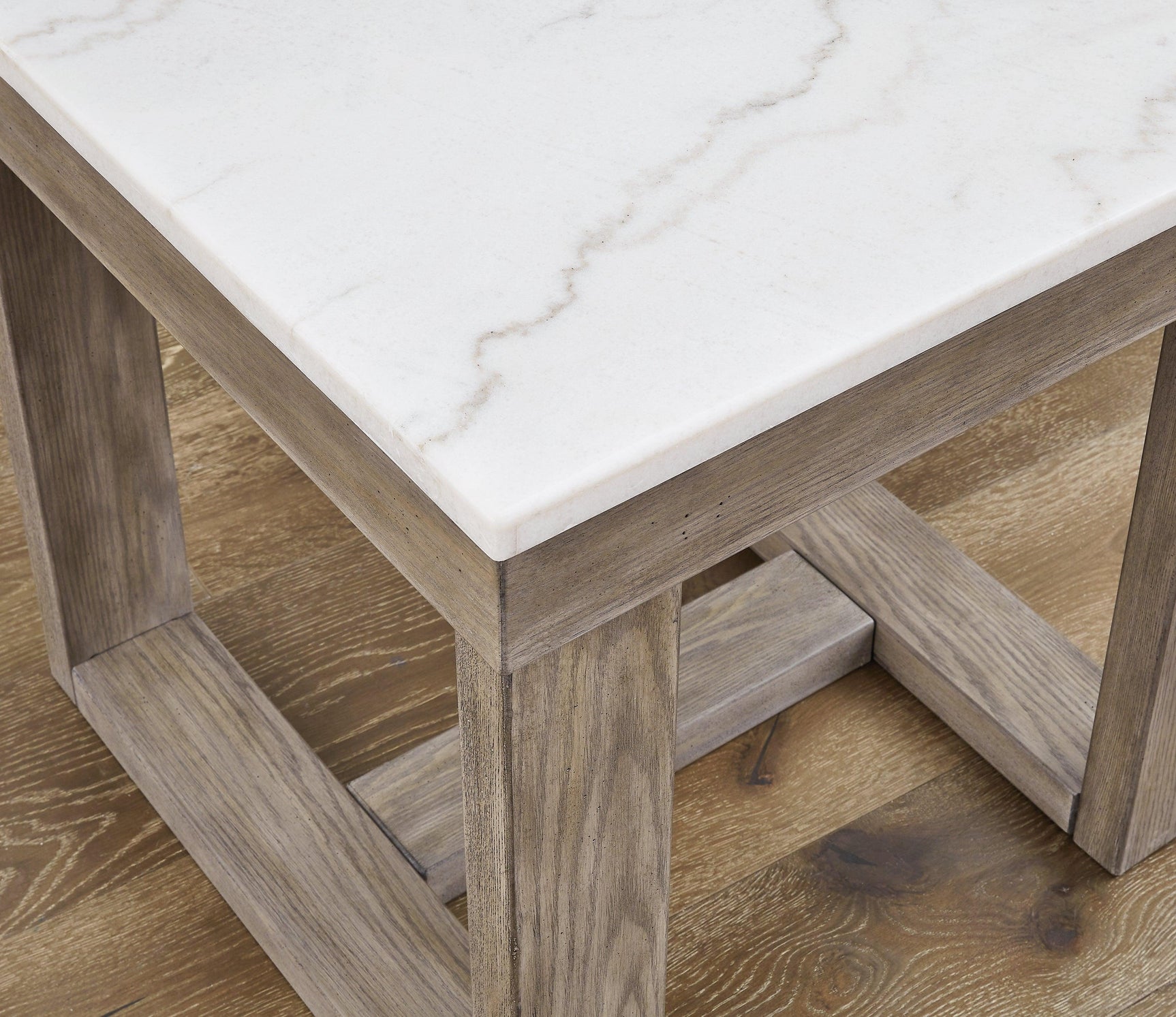 Loyaska Brown/ivory End Table - Ella Furniture