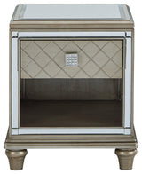 Chevanna Platinum End Table - Ella Furniture