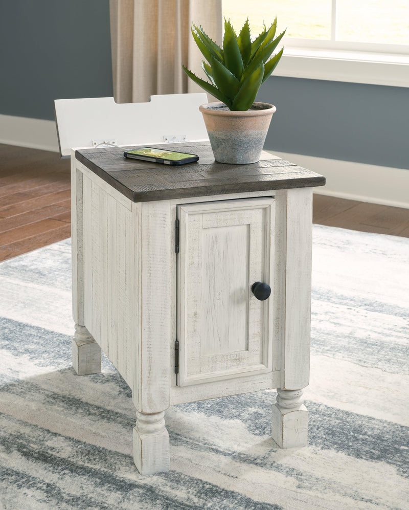 Havalance White/Gray Chairside End Table - Ella Furniture