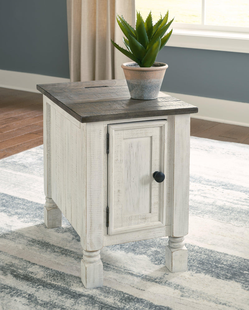 Havalance White/Gray Chairside End Table - Ella Furniture