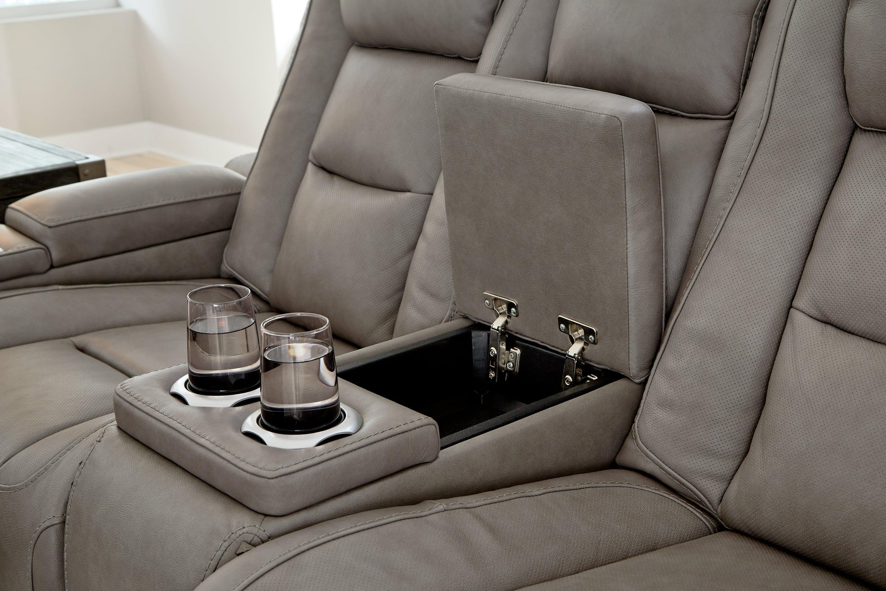 The Man-den Gray Leather Power Reclining Loveseat With Console - Ella Furniture